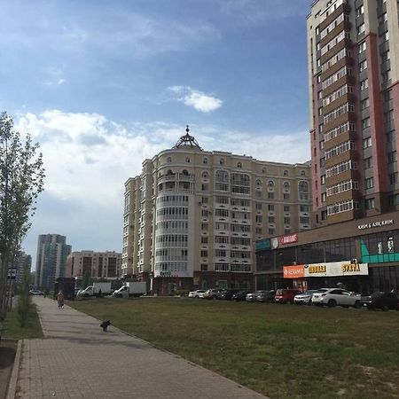Уютная Квартира Комфорт Класса74 Astana Exteriér fotografie